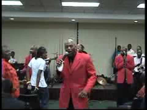 The Cork Singers - Grace Brought Me Through in Greenwood, MS