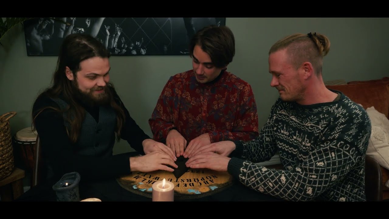 <a href="https://mediafeeder.net/music/thornbound"><span style="font-size:1.1em;"><strong>Thornbound</strong></span></a> present the music video for thier 2024 Single <em><span style="font-size:1.1em;">Dying Sun</span></em>.\n\n\n \n\n