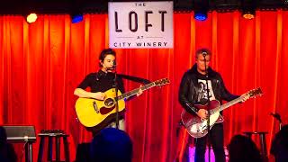Leslie Mendelson w- Steve McEwan - I Thank God For Rock &amp; Roll Radio 3-3-22 Loft At City Winery, NYC