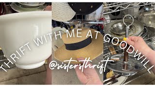 Thrift with me at the Goodwill in Westchester, Il