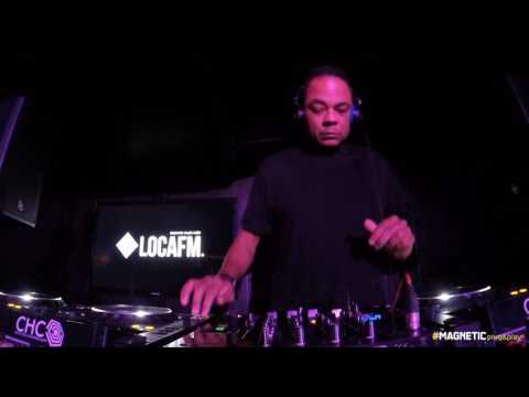 Tim Baker en Magnetic Plug&Play