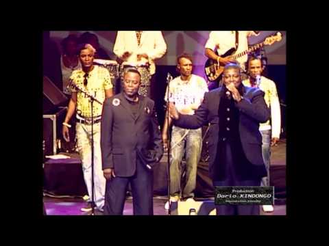 King Kester Emeneya - Reine des Fleurs (Live à l'Olympia 2008)