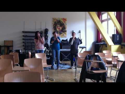 Hallelujah gesungen von  melina,Carina & Eurona.