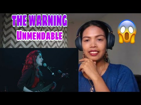 Its MyrnaG REACTS TO Unmendable - THE WARNING - LIVE at Lunario CDMX