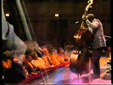 Louie Bellson Big Band with Milt "The Judge" Hinton 1992 - Jericho