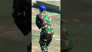Download lagu bapak TNI bersemangat bergoyang maumere #short #kocak mp3