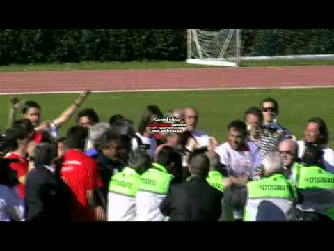 Pesaresi alza la coppa Italia