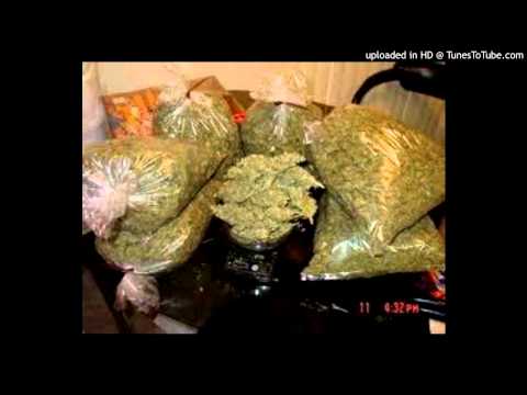 1000 Grams (I Work) Mike Mula & Money Mane Prod. by New Yung City