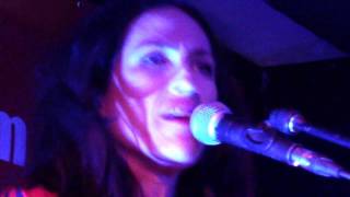 JOAN AS POLICE WOMAN »Holy City« live im Zakk Düsseldorf 1. April 2014