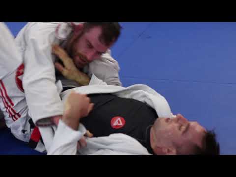 Gracie Barra Dublin : Chris Bowe x Daragh Holohan