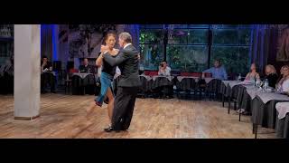Video thumbnail for Milonga de los Domingos - Juan Amaya y Valentina Garnier 3/3