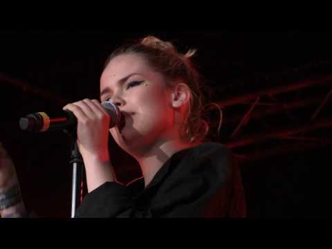 Blues Caravan 2016: Blue Sisters - Tell Mama  @ Brussel - 22/09/16