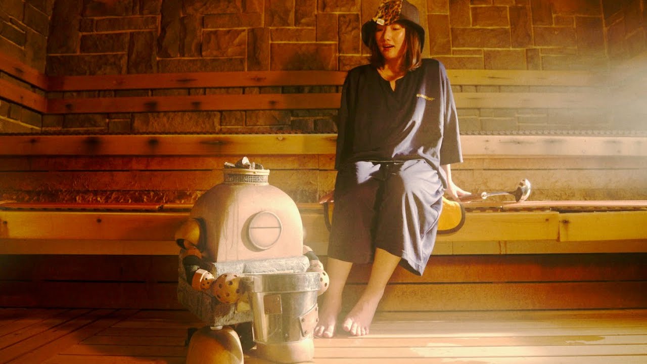 水の枯れた砂の惑星にあるサウナは復興できるのか!?／映画『銀河健康センター』予告編