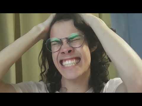 TEM UMA FORMIGA NO MEU MONITOR