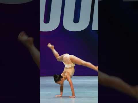 ✨Come Into My Arms: Lily Knopps ✨