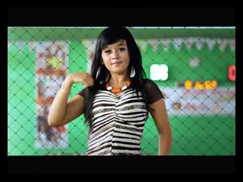 Monica Barbie • Mabuk Duit (Official Music Video)