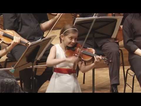 3rd mov. of Violin Concerto by Alma Deutscher (9)