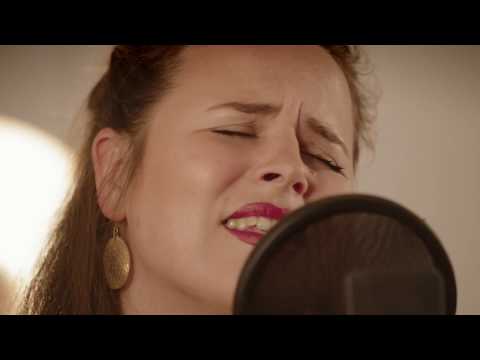 Ich liebe das Leben - Vicky Leandros - Julia Gamez Martin (Suchtpotential) COVER VERSION