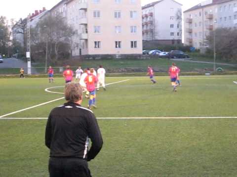 Lunden ÖBK - Tuve IF: Marcus väggar sig fram på kanten