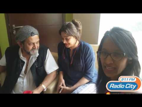 download lagu mp3 mp4 Medha Manjrekar First Husband, download lagu Medha Manjrekar First Husband gratis, unduh video klip Medha Manjrekar First Husband