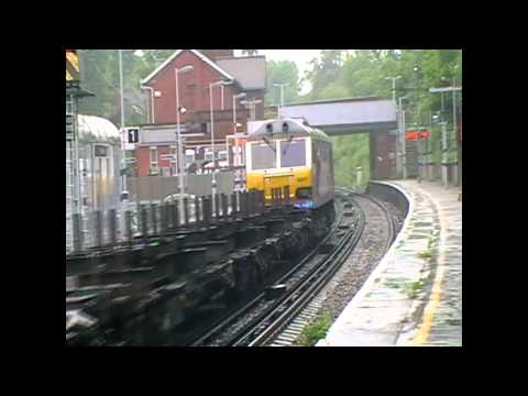 (HQ) Stobart Rails 92017 'Bart The Engine' Passes Otford Working 4E32