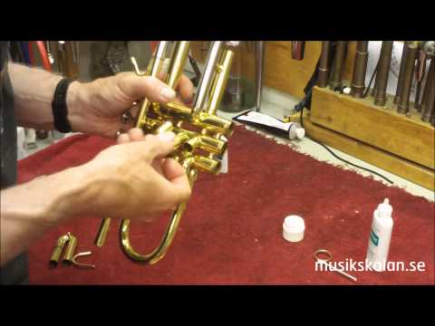 Rengör ditt brassinstrument Del 3 Sätt ihop instrumentet