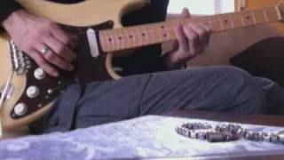 Video thumbnail for TEST #1: 1996 Fender USA Buddy Guy Signature Stratocaster by Dragondicer
