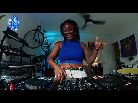 A NEO-SOUL SOUNDSCAPE FT. D'ANGELO, INDIA ARIE, VIKTER DUPLAIX, ROBERT GLASPER, ERIC ROBERSON & MORE