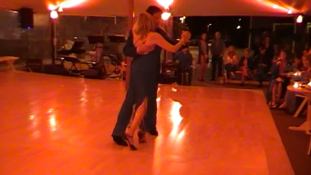 Jonathan y Olivia perform at the 2nd Annual MCM Valentine's Day Milonga 2015