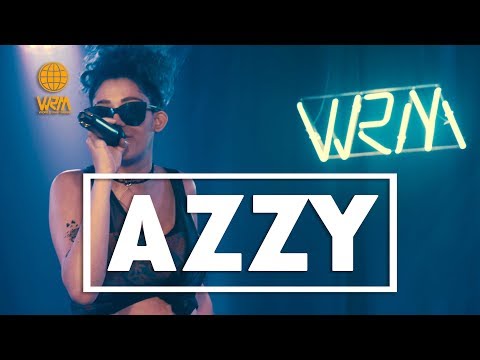 Azzy - "Poetisas no Topo, Fedendo a Ódio, Poesia Acústica 4, BuzzLightyear, Te Levar" - WRM Showcase