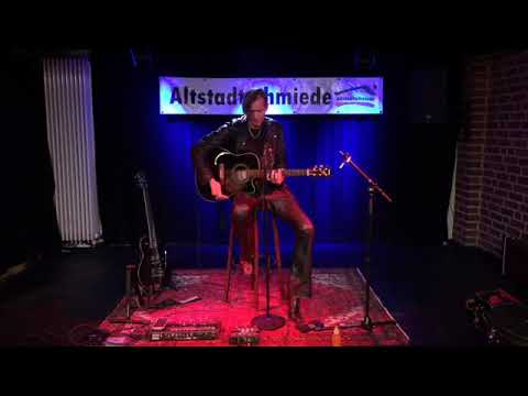 DIGITALE BÜHNE | AKRAZUL BOA