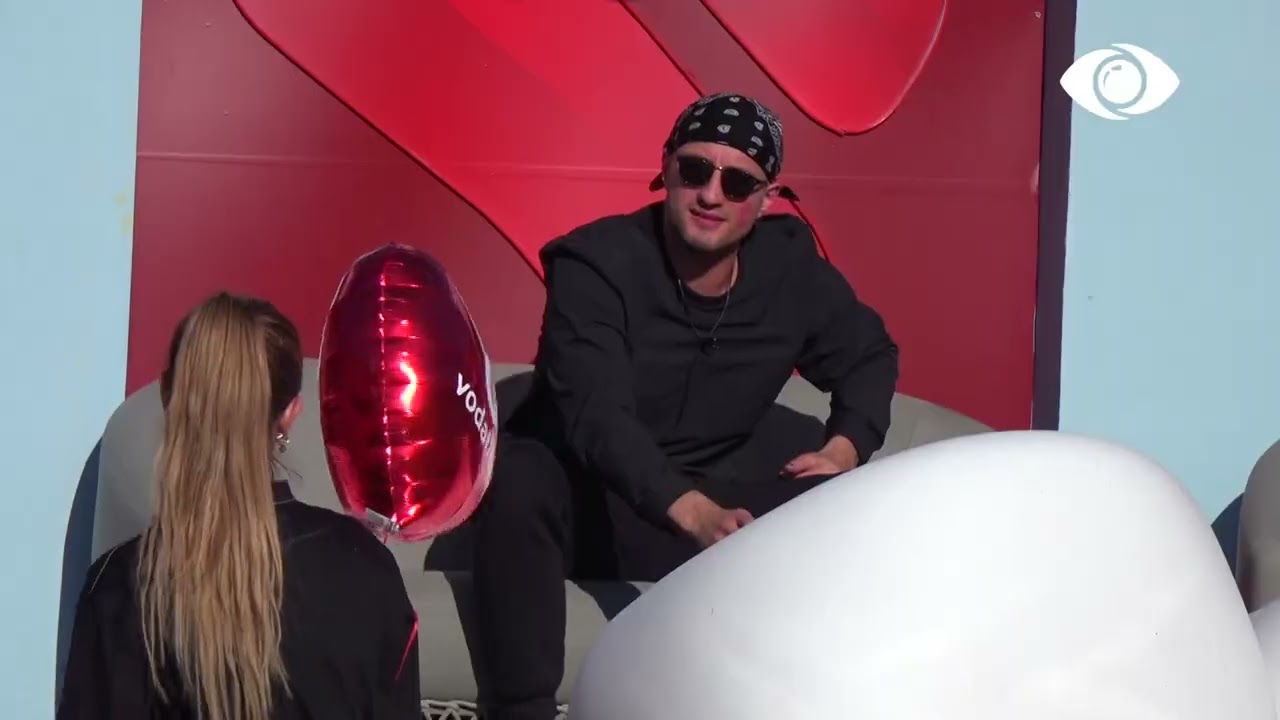 Nuk di ti bie anash/ Kristi-Luizit: Provokim i dobët!