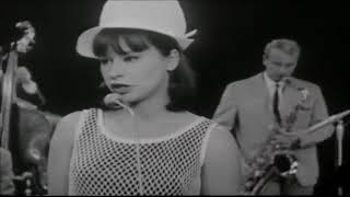 ASTRUD GILBERTO &quot;Only Trust Your Heart&quot;
