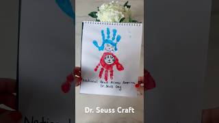 Dr. Seuss Craft #kidscrafts #handprintart #drseuss #thecatinthehat #artandcraft #craftideas