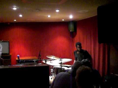 Jamire Williams drum solo (Dr Lonnie Smith gig)