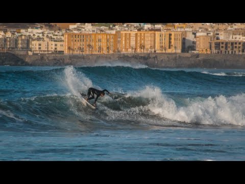 Nice glassy waves at La Cicer