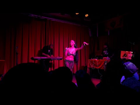 Nia Sultana - LIVE in DC (Pt 4/4)  Some Feelings Never Go Away + Ambience (4K)