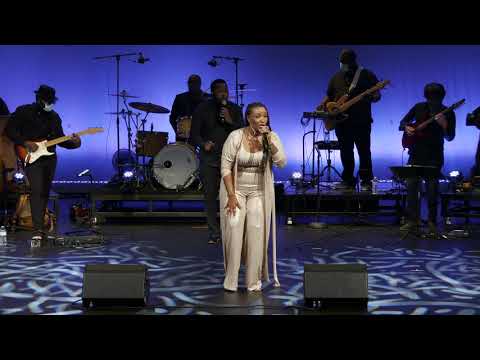 Y'Anna Crawley- Grandma's Hands 2020