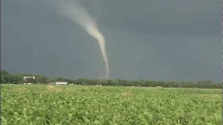 preview picture of video 'June 12th, 2004 - Mulvane, KS tornado'