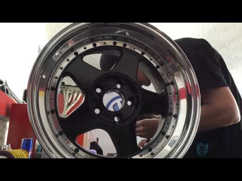 Huber`s Garage - O.Z Futura Teil 1