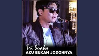 Download lagu Aku Bukan Jodohnya mp3