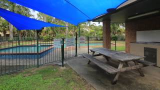 preview picture of video 'Townhouse 7 643 Pine Ridge Road Biggera Waters 4216 QLD by M...'