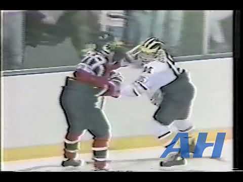 NCAA ?. ?, 1993 University of Michigan Wolverines v University of Illinois-Chicago Flames (melee) Ry