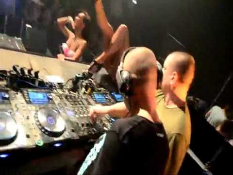 Pavo & Zany feat Marisol vs Pitbull !!!