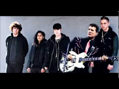 wicked game (chris isaak) vs infinity (the XX) Mash-up