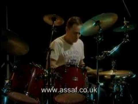 Human Beatbox meets Drum Solo artist: Assaf Seewi