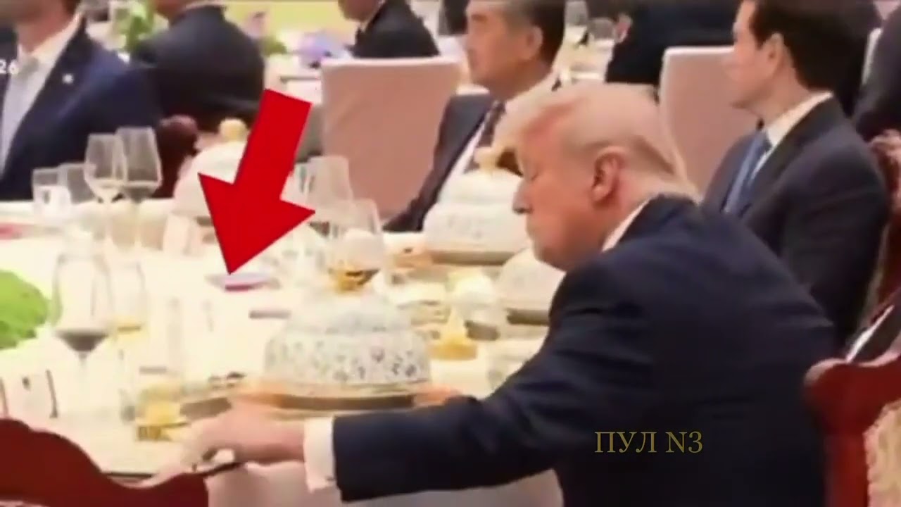 Pekin’de dikkat çeken an: Trump’ın hareketi sosyal medyada gündem oldu