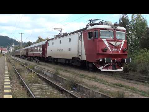 IR12831 Iasi - Cacica - Cluj pleaca din Gura Humorului Oras - 27.09.2014