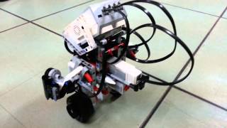 preview picture of video 'Robô - Humanoide -V01 - Mindstorms - Sistema de Informação - IFES Campus Colatina'