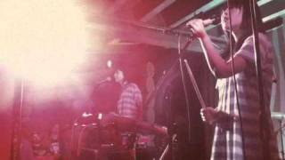 Cibo Matto // Tenth Floor Ghost Girl (Live, 2011)